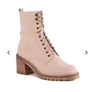 Seychelles Irresistible Boots in Blush, Size 8